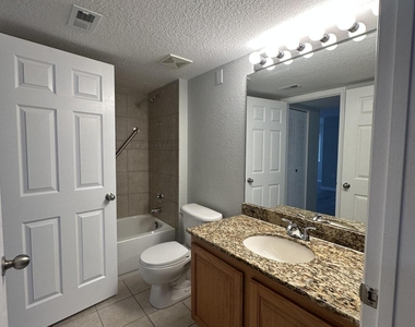 291 Sw Palm Drive - Photo Thumbnail 23
