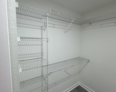 291 Sw Palm Drive - Photo Thumbnail 22