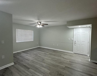 291 Sw Palm Drive - Photo Thumbnail 5