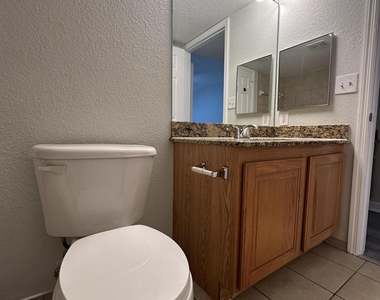 291 Sw Palm Drive - Photo Thumbnail 24
