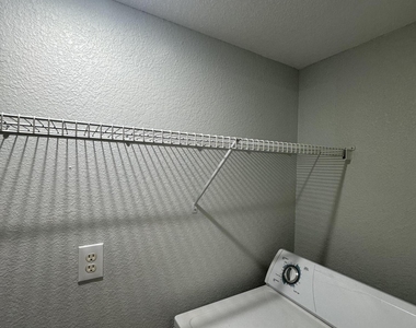 291 Sw Palm Drive - Photo Thumbnail 31
