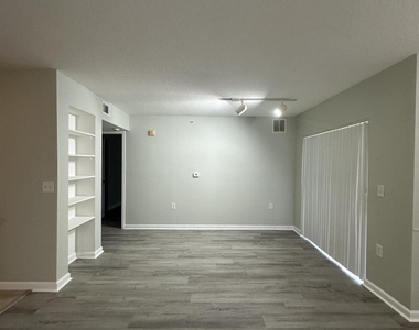 291 Sw Palm Drive - Photo Thumbnail 7