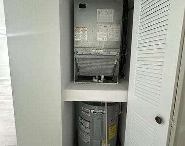 291 Sw Palm Drive - Photo Thumbnail 33