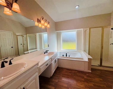 3116 Oak Drive - Photo Thumbnail 10
