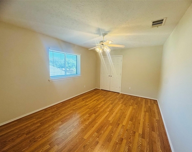 3116 Oak Drive - Photo Thumbnail 22