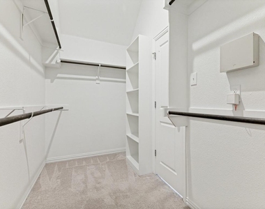1520 Eleanor Drive - Photo Thumbnail 20