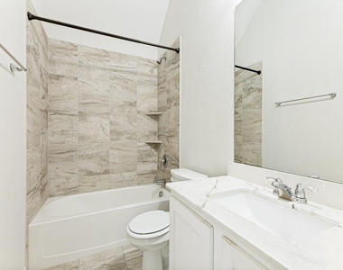 1520 Eleanor Drive - Photo Thumbnail 16