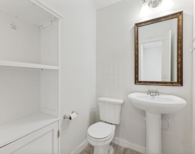 1520 Eleanor Drive - Photo Thumbnail 18
