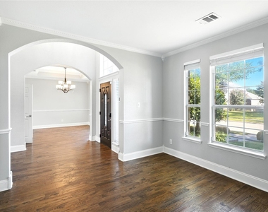 9808 Enmore Lane - Photo Thumbnail 3