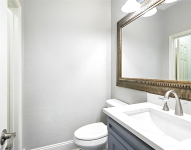 9808 Enmore Lane - Photo Thumbnail 20