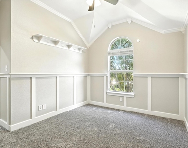 9808 Enmore Lane - Photo Thumbnail 17