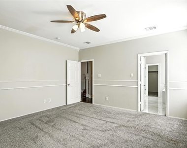9808 Enmore Lane - Photo Thumbnail 13