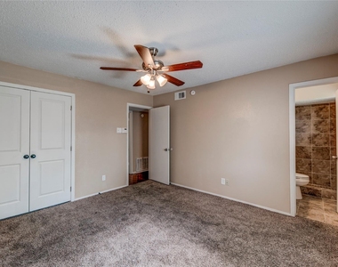 638 Cranbrook Park - Photo Thumbnail 7