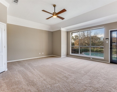 2822 Roundrock - Photo Thumbnail 15