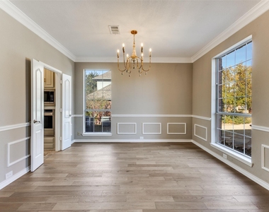 2822 Roundrock - Photo Thumbnail 18