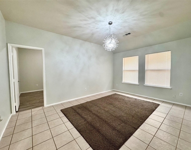 2812 Park Place Drive - Photo Thumbnail 33
