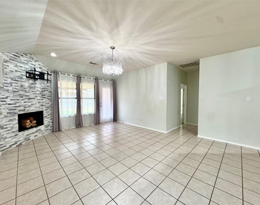 2812 Park Place Drive - Photo Thumbnail 20