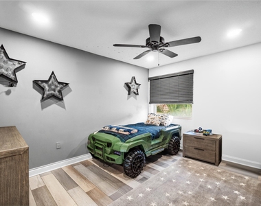 5705 Nw 42nd Court - Photo Thumbnail 22