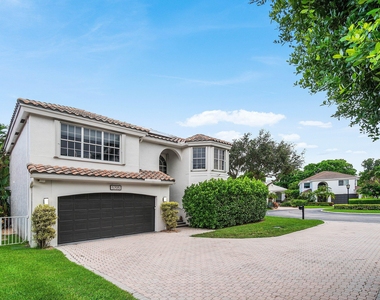 5705 Nw 42nd Court - Photo Thumbnail 2