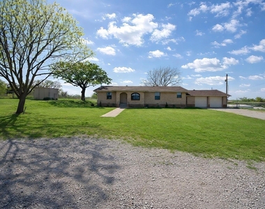 1119 Salt Creek Road - Photo Thumbnail 2