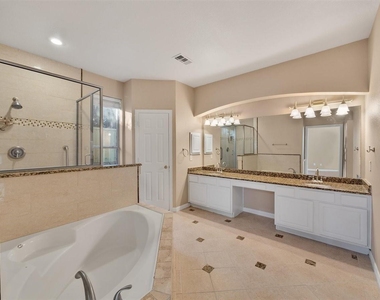 4551 Durrand Drive - Photo Thumbnail 10