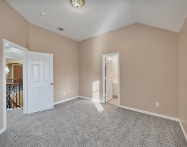4551 Durrand Drive - Photo Thumbnail 18