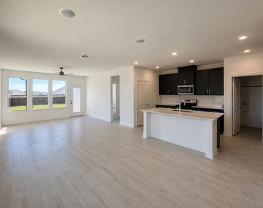 3213 Cordelia Drive - Photo Thumbnail 3