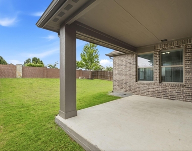 2115 Victoria Lane - Photo Thumbnail 26