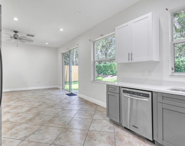 10585 Cocobolo Way - Photo Thumbnail 15