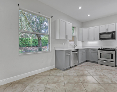 10585 Cocobolo Way - Photo Thumbnail 12