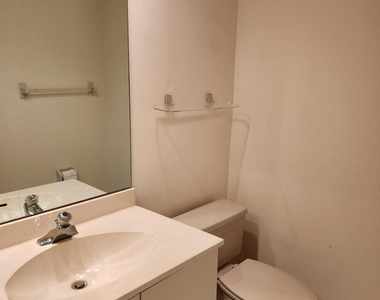 805 Cypress Boulevard - Photo Thumbnail 12