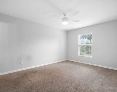 5078 Se Isabelita Avenue - Photo Thumbnail 16