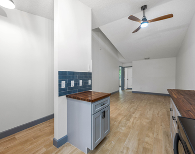 5214 Stacy Street - Photo Thumbnail 12