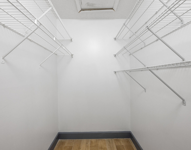 5214 Stacy Street - Photo Thumbnail 1