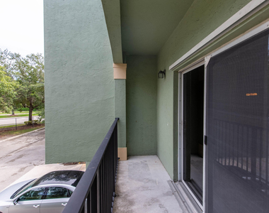 350 Crestwood Circle - Photo Thumbnail 19
