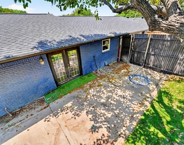 505 Whittle Way - Photo Thumbnail 38