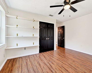 505 Whittle Way - Photo Thumbnail 7
