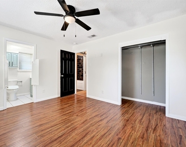 505 Whittle Way - Photo Thumbnail 14