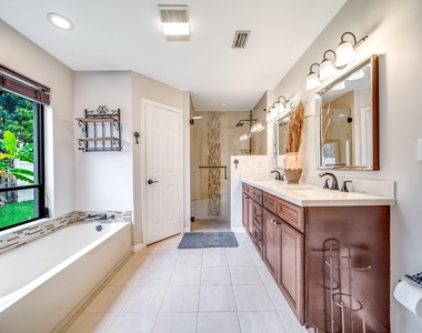 574 Juniper Place - Photo Thumbnail 7