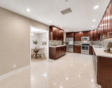 574 Juniper Place - Photo Thumbnail 21