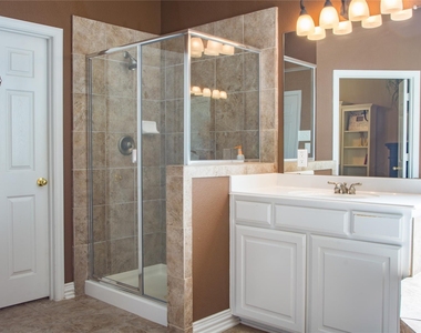 4504 Narrowbrook Drive - Photo Thumbnail 22