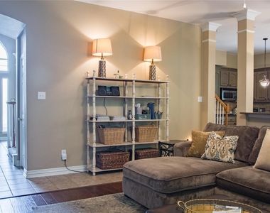 4504 Narrowbrook Drive - Photo Thumbnail 14