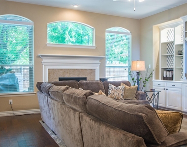 4504 Narrowbrook Drive - Photo Thumbnail 18