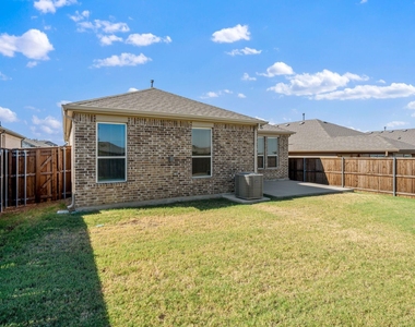 949 Brock Drive - Photo Thumbnail 14