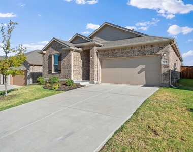 949 Brock Drive - Photo Thumbnail 1