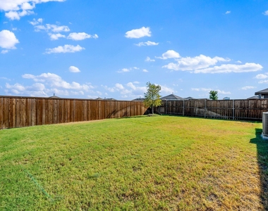 949 Brock Drive - Photo Thumbnail 15