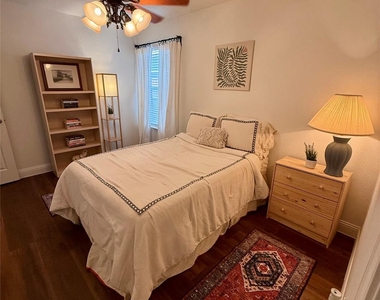 5004 Mountain Valley Court - Photo Thumbnail 16