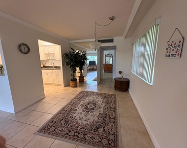 119 Waterford E - Photo Thumbnail 10