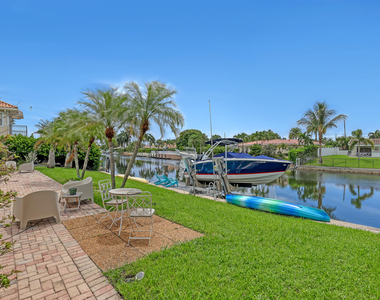 2100 Ne 30th Street - Photo Thumbnail 63