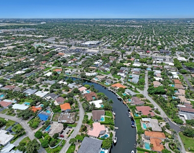 2100 Ne 30th Street - Photo Thumbnail 93